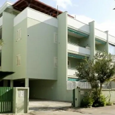 Le Residenze Di Baia Verde *